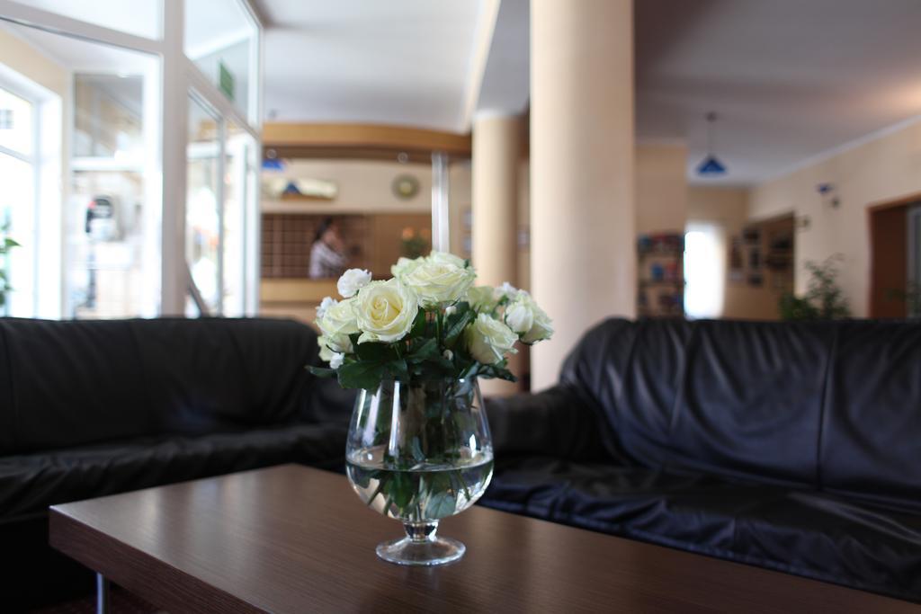 Hotel Huszcza Mrągowo Εξωτερικό φωτογραφία