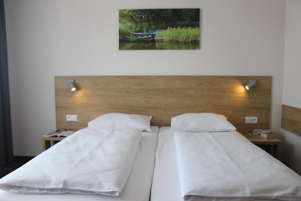 Hotel Huszcza Mrągowo Εξωτερικό φωτογραφία